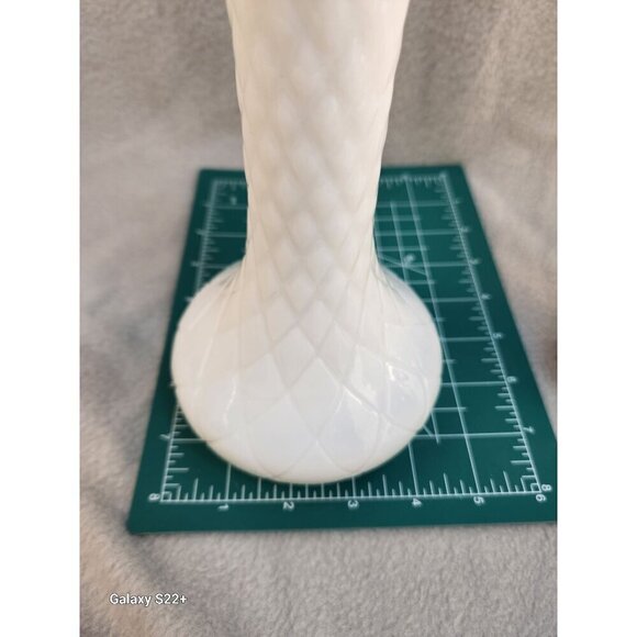 White Milk Glass Bud Vases Set Of 2 With Ribbed & Diamond Pattern Design Vintage - Picture 10 of 13